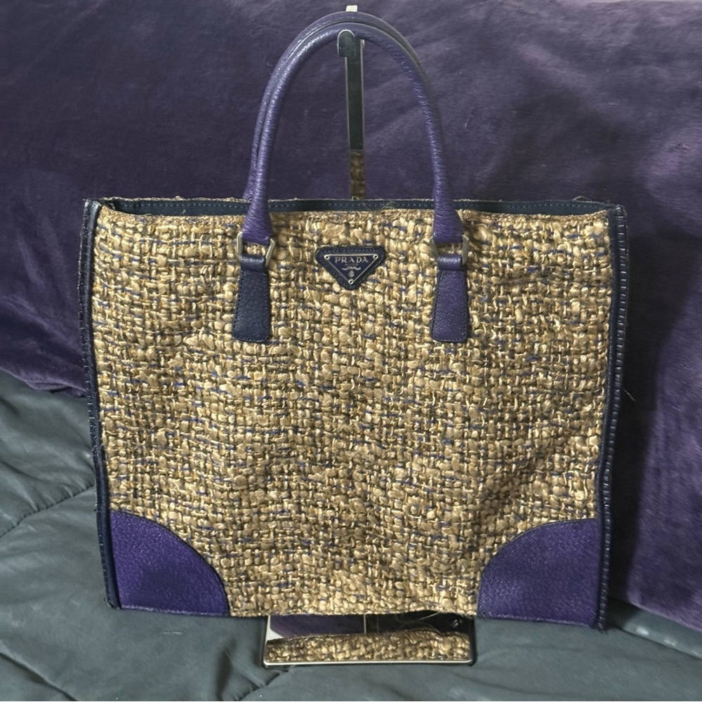 GUARANTEED AUTHENTIC PRADA TWEED & PURPLE SAFFIANO LEATHER TOTE BAG - Picture 2 of 16